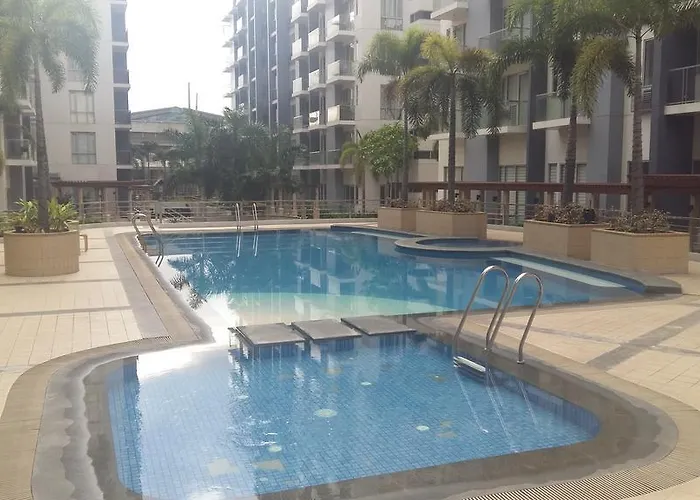 Prs At One Palm Tree Near T3 Airport